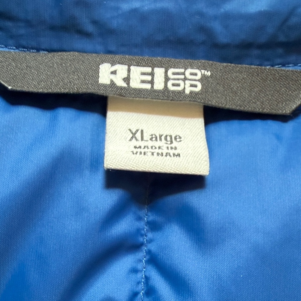 REI Men’s Down Quilted Blue Packable Puffer Vest - Picture 2 of 4